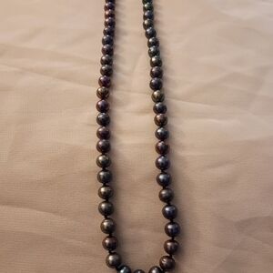 Elegant Multicolor Pearl Necklace